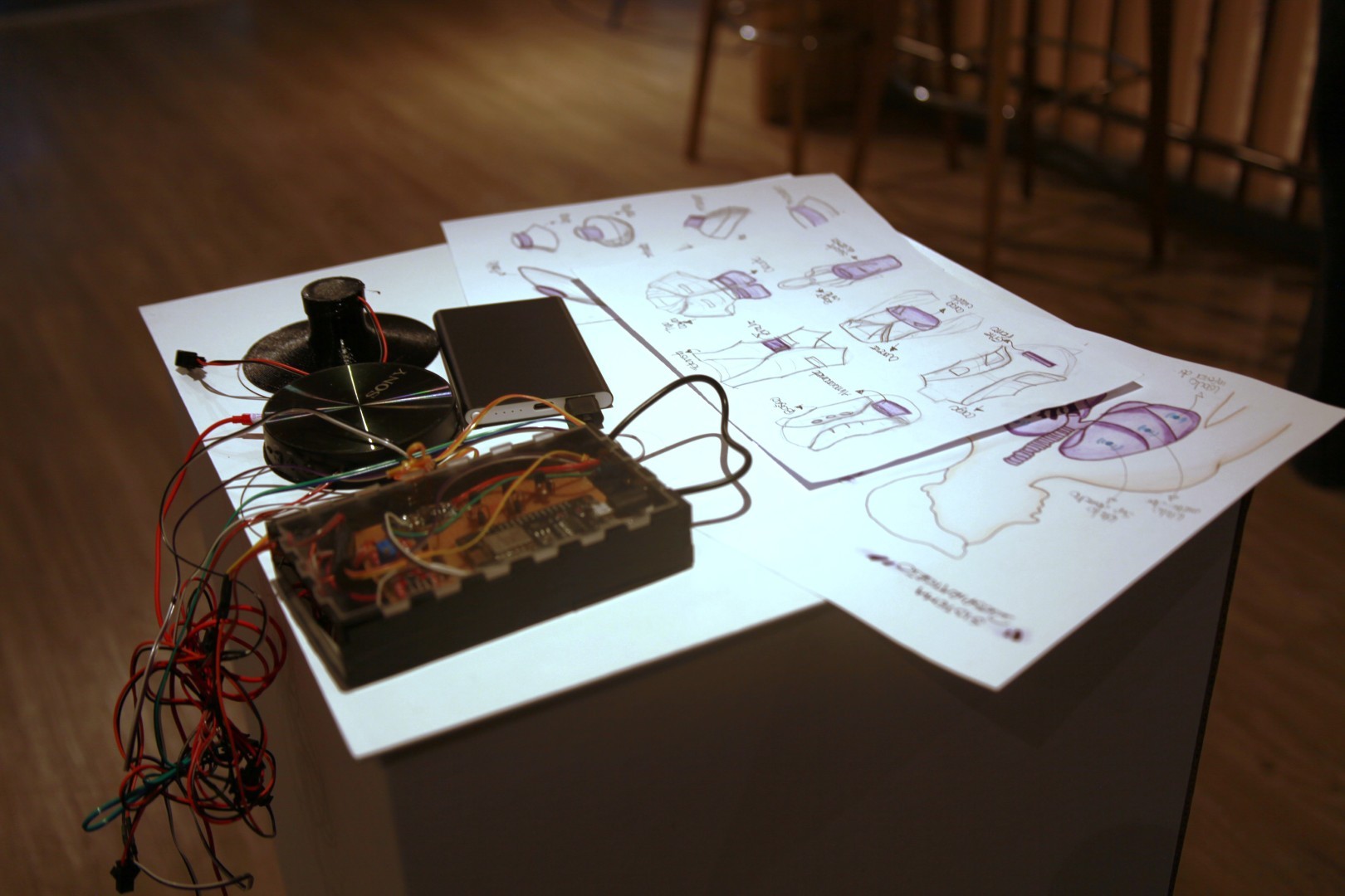 VESTIK: El chaleco colombiano que revoluciona la terapia respiratoria gana James Dyson Award