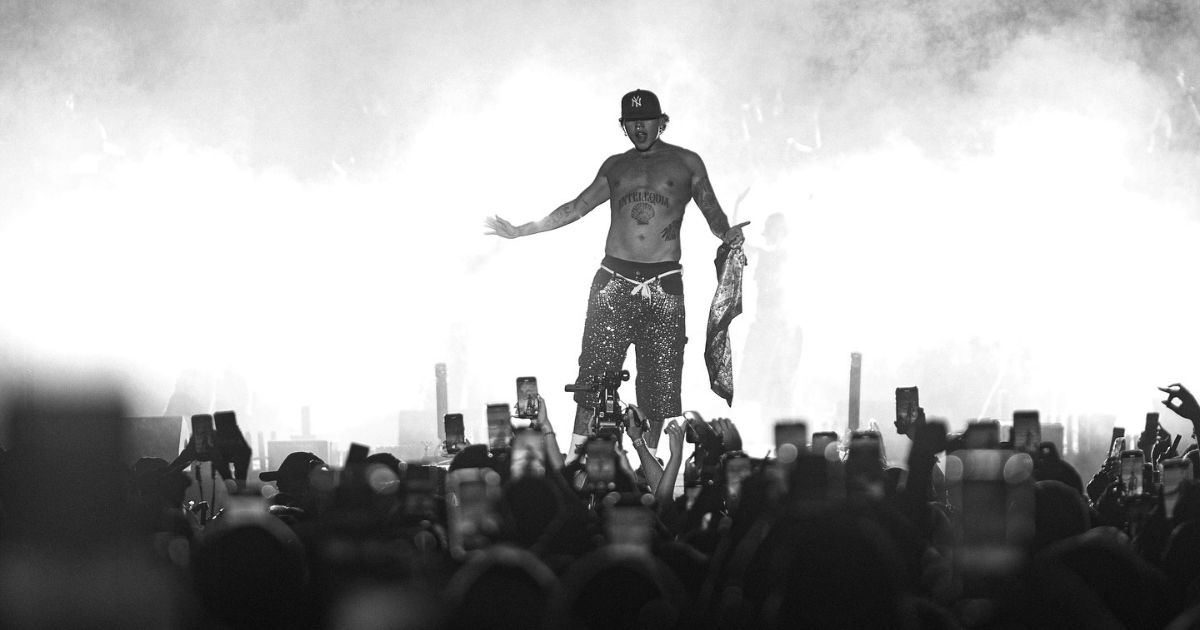 M&M’S llevará a sus fanáticos al concierto de Béele en Bogotá