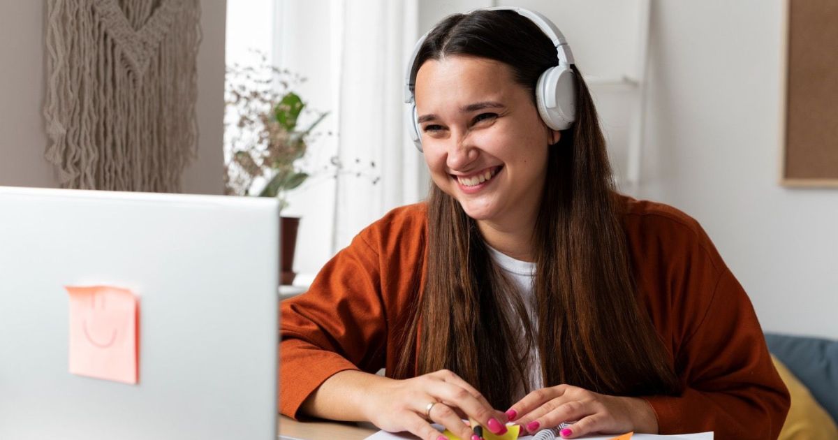 Convocatoria para jóvenes de América Latina en programa de emprendimiento tecnológico