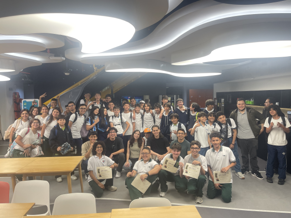 De Colombia al mundo: estudiantes representarán al país en la final internacional de los Intercolegiales de Minecraft de Globant
