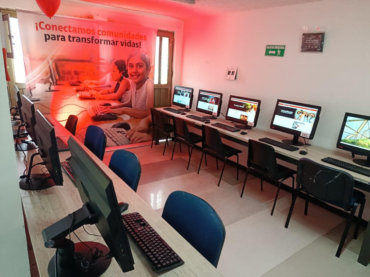 Claro, PwC y PCSHEK inauguran la Sala de Tecnología #20 en Colombia: un impulso a la inclusión digital desde Bosa