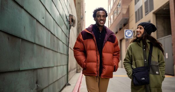 Cinco prendas clave para aprovechar los descuentos de Black Friday