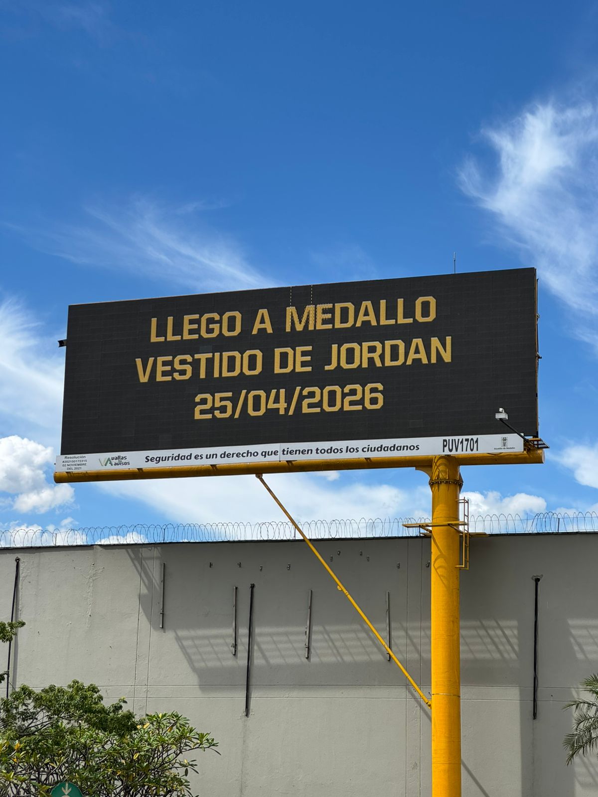 Ryan Castro llenó el Coliseo MedPlus en un concierto histórico en Bogotá