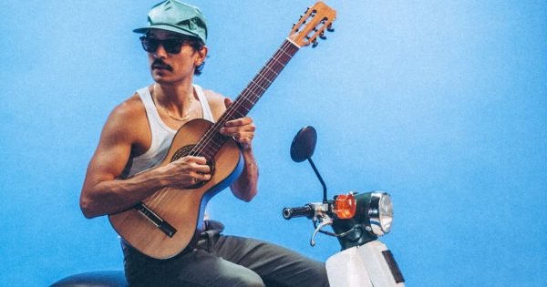 Caloncho anuncia en Bogotá su gira más grande: El tiempo es mi casa