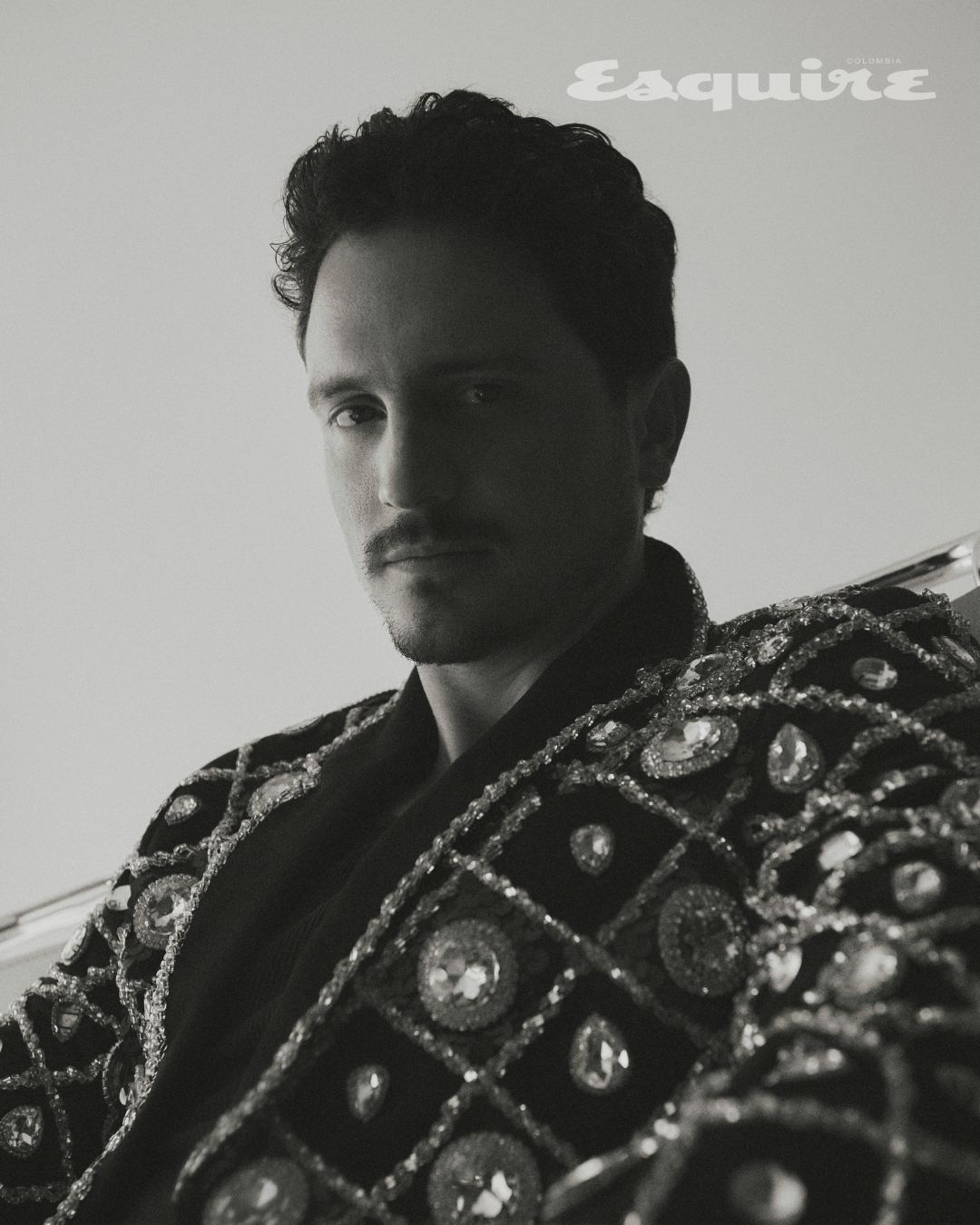 David Palacio destaca su trayectoria en portada de Esquire Colombia