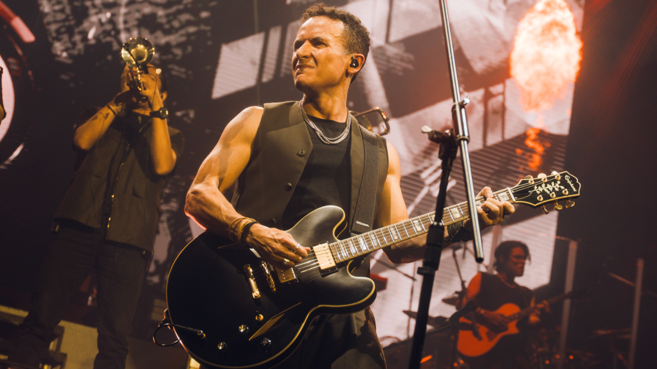 Fonseca lanza el videoclip en vivo de “Por Toda La Vida” con imágenes del Tropicalia Tour