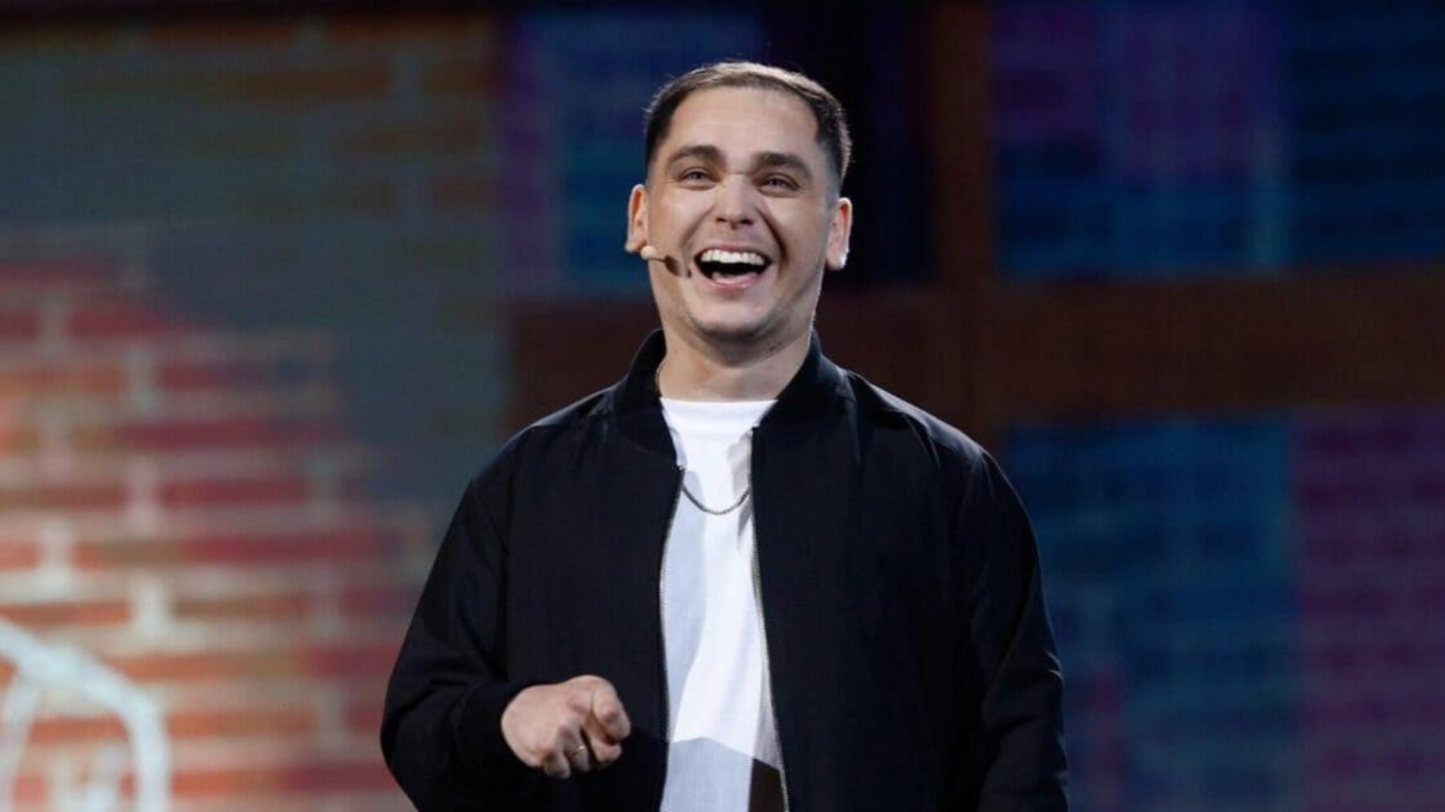 Lucho Miranda llega a Colombia con “Abriendo las Manos”: fechas en Medellín, Cali y Bogotá