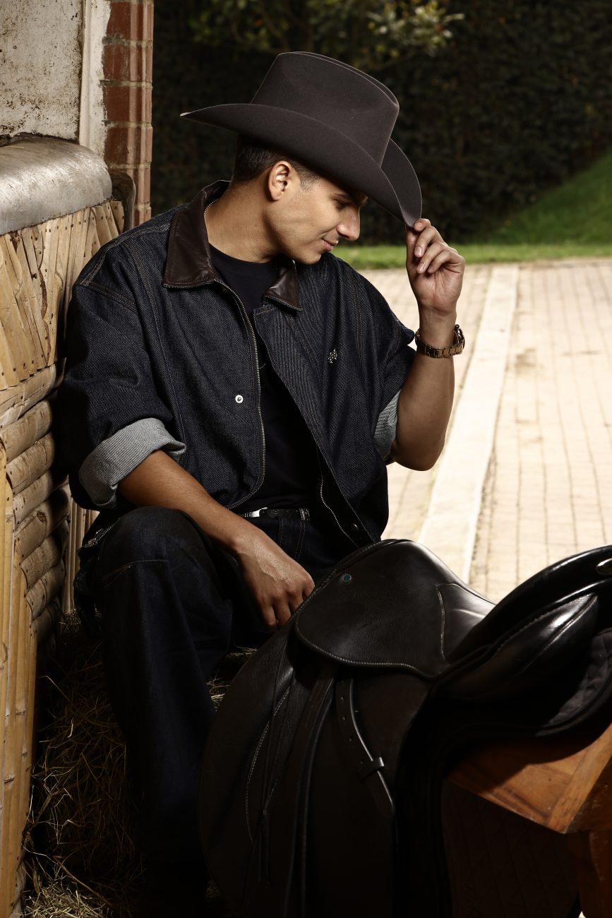 Pipe Bueno estrena "Ya te supere", este 2026, su nuevo himno de desamor