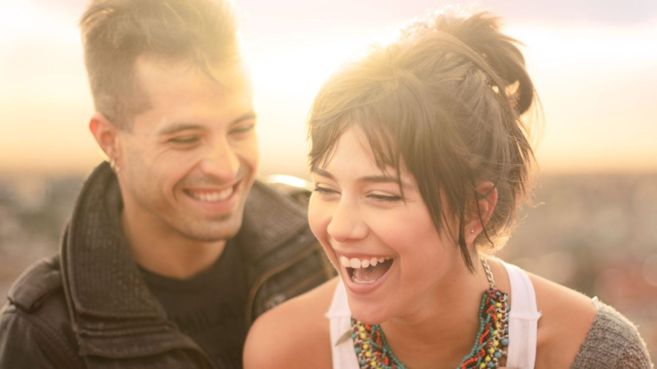 Mike Bahía presenta su versión de “Bonita Bonita”, una canción nacida con IA