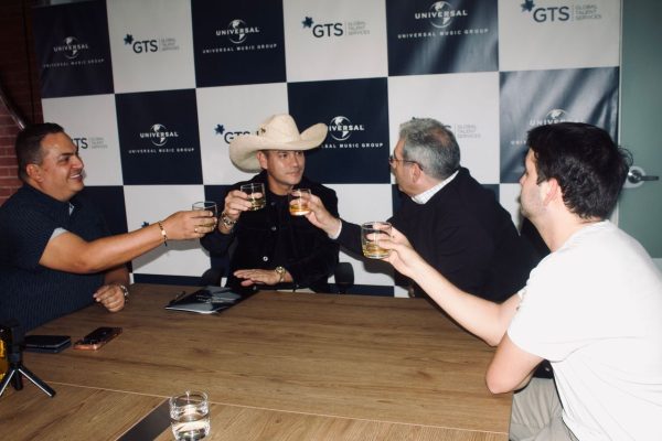 Joaquín Guiller firma con Universal y apunta al mercado internacional en 2026