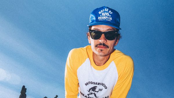 Caloncho lanza ‘Vivo En El Tiempo’ y anuncia gira internacional