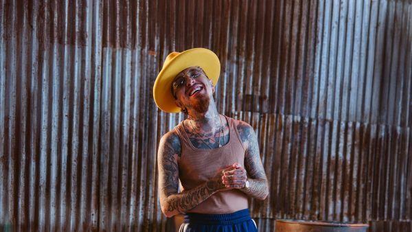 Nanpa Básico estrena “Solo lo haces tú”: un sencillo íntimo que reafirma su esencia artística