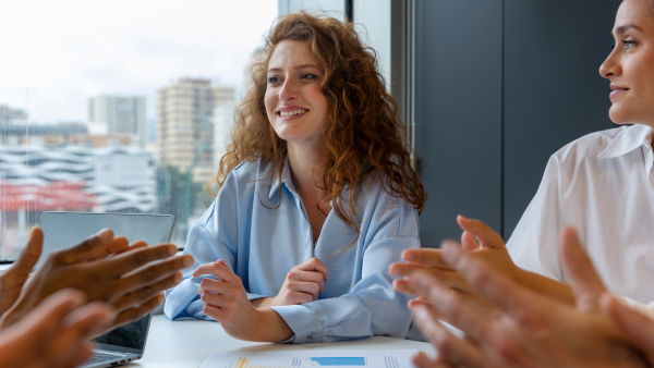 Liderazgo femenino en empresas y competitividad