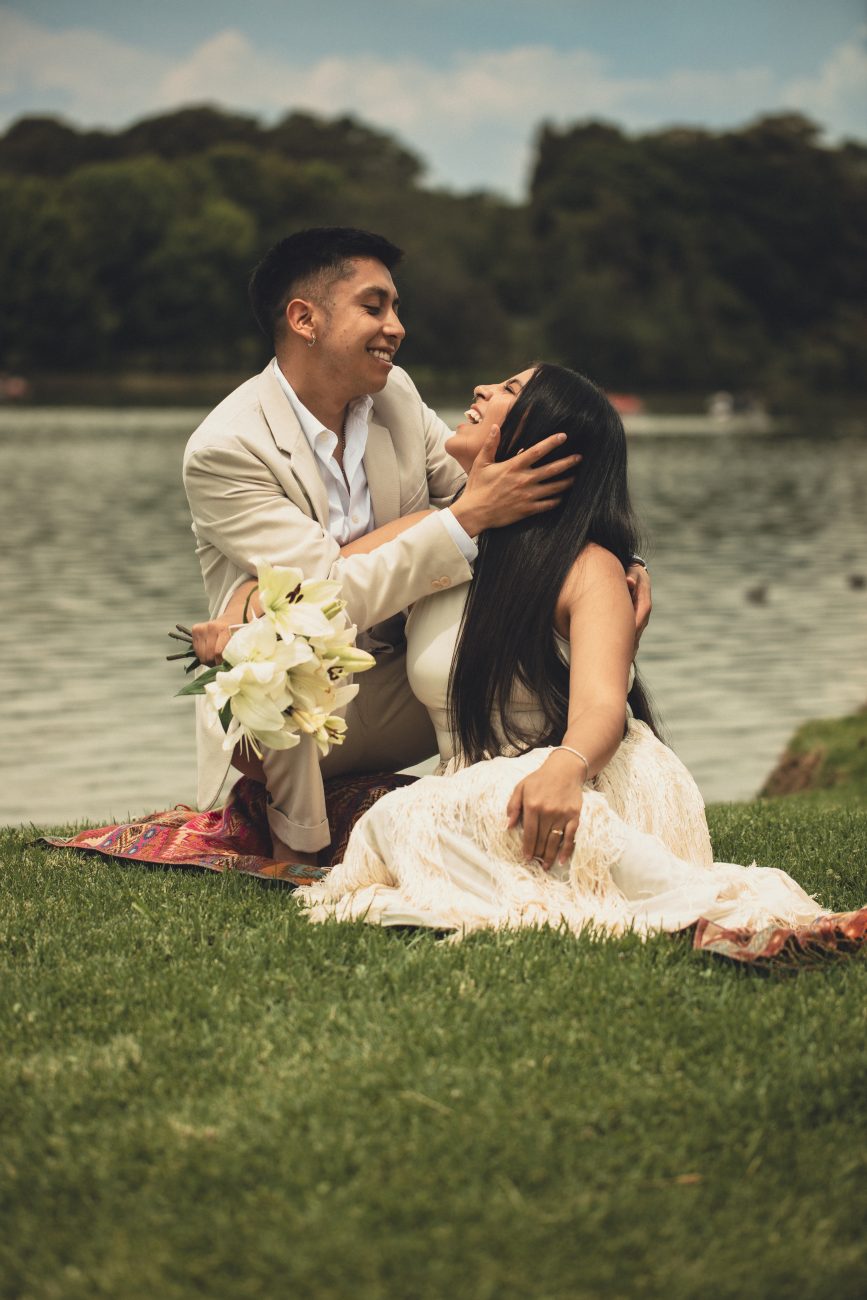 María Fuell y Franco Revelo lanzan “La Cabañita“, una apuesta de pop andino