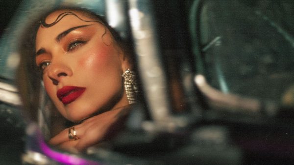 La Ramona lanza “Canto” y abre el universo de su proyecto Hotel Amor