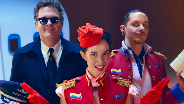 Monsieur Periné El Avión con Carlos Vives canción sobre migración y libertad