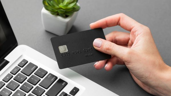 Pagos con tarjeta en Colombia refuerzan su seguridad con certificación