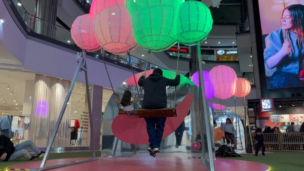 Hiperconectividad y soledad: el 90% del ocio es individual