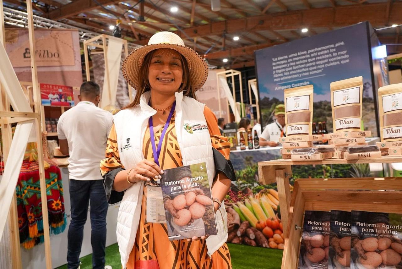 El campo colombiano llega a la FILBo 2026 con vitrina campesina
