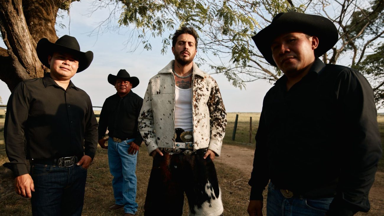 Llane lanza “Arepa con Queso”, su nuevo sencillo inspirado en sus raíces llaneras