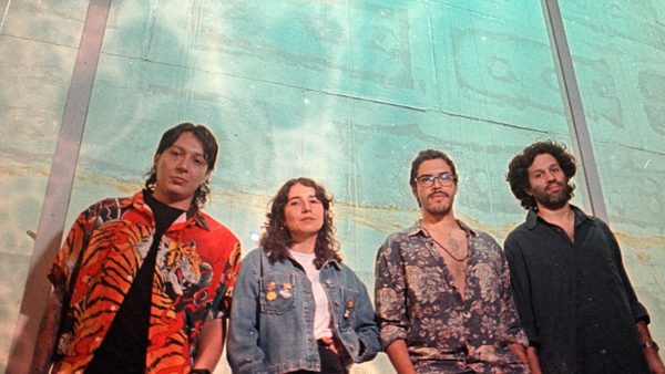 Últimos Nietos estrena ‘De nuevo al final’: Rock y realidad en su nuevo EP