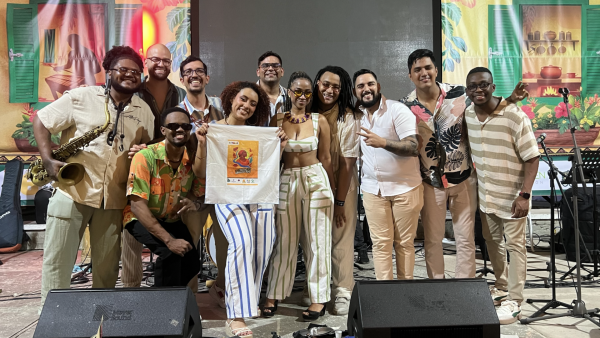Mangle Sonoro Comadrita, agrupación ganadora del Festival Petronio Álvarez 2025 con agenda en Bogotá.