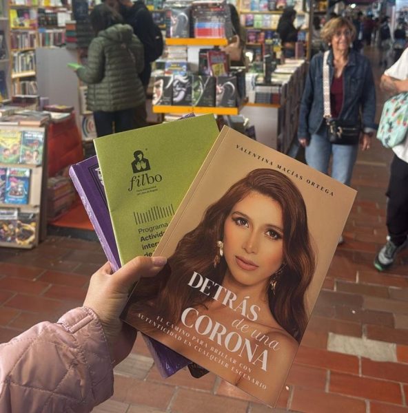 Valentina Macías lanza libro sobre modelaje en FILBo 2026