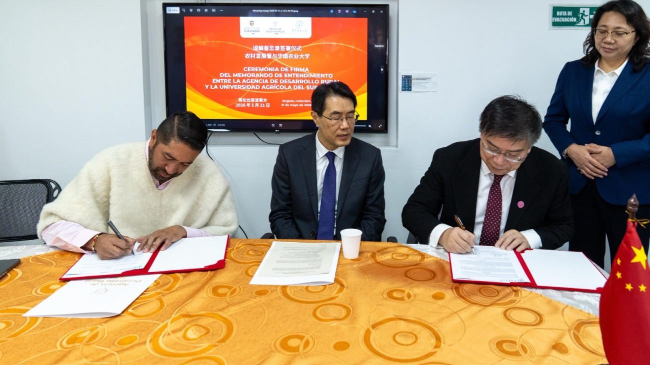 Colombia y China firan alianza para modernizar el agro colombiano