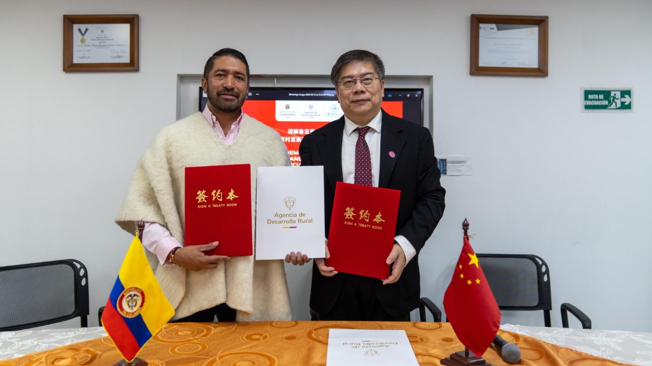 Colombia y China firan alianza para modernizar el agro colombiano