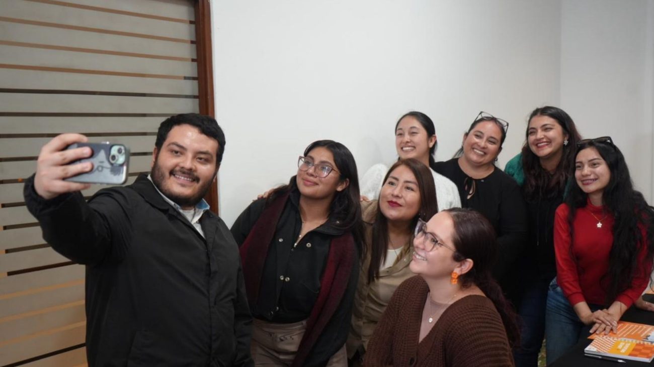 Convocatoria abierta: Ofrecen 300 becas gratuitas de empleo para jóvenes en Bogotá y Cundinamarca
