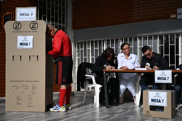 ¿Se puede usar celular en el puesto de votación?