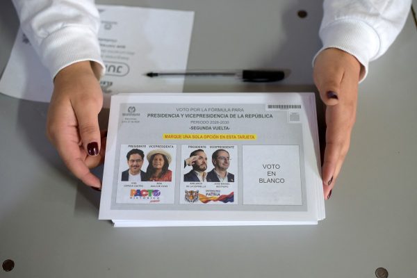 ¿Qué pasa si no aparece mi cédula para votar?