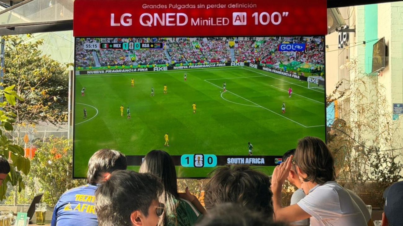 ¿Qué buscan los hinchas colombianos en un televisor? Un experimento lo revela