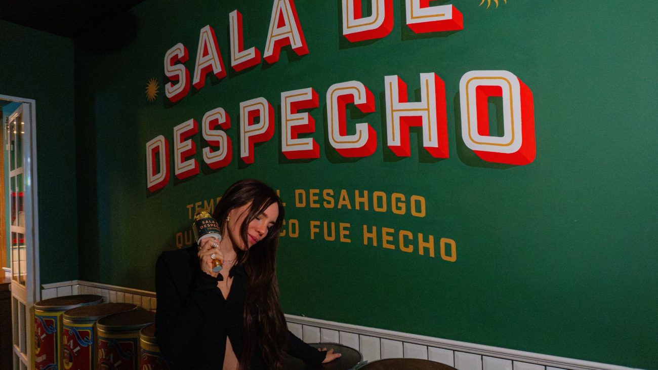 Belinda visitó Bogotá y sorprendió con show en Sala de Despecho