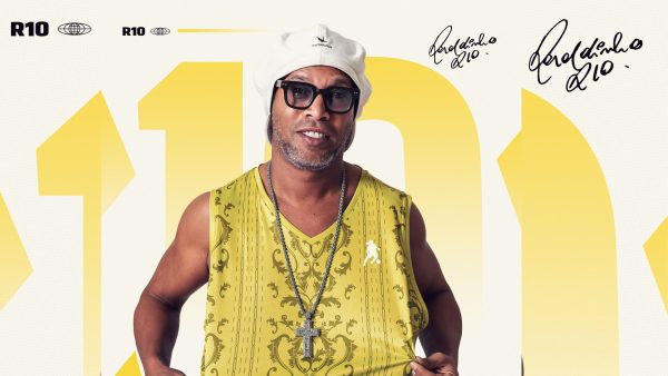 Ronaldinho lanza CAMISA 10 con Pitbull, Sean Paul y 14 artistas colombianos