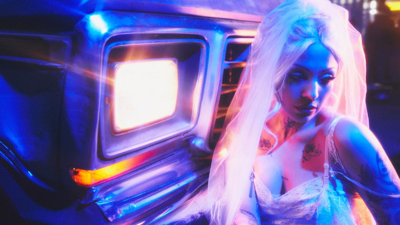 Mon Laferte lanza Femme Fatale Vol. 2, su décimo álbum de estudio