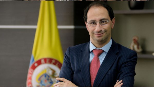 José Manuel Restrepo Abondano: El economista y educador que lidera la academia en Colombia