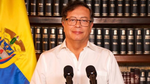 Histórico choque institucional: Presidenta de la Comisión de Acusaciones ordena suspender provisionalmente al presidente Gustavo Petro