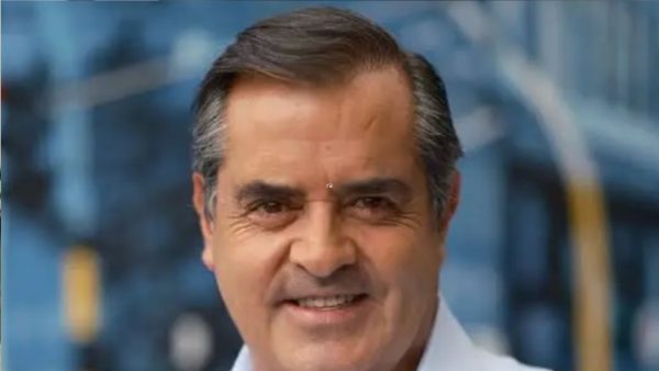 Rafael Poveda se defiende de denuncias por presunto acoso y conforma su equipo legal